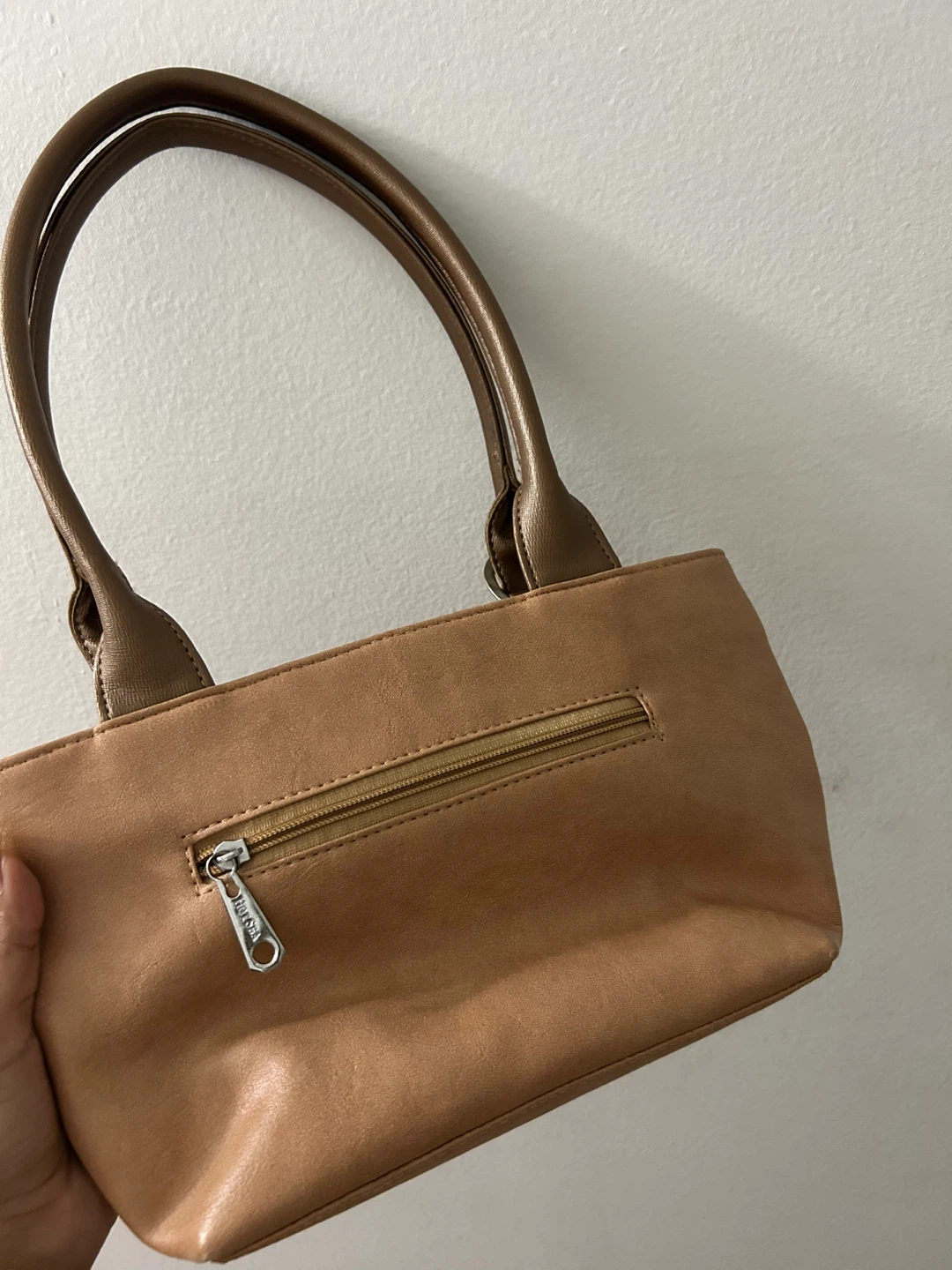 HOT SEA Tan Handbag - photo 2