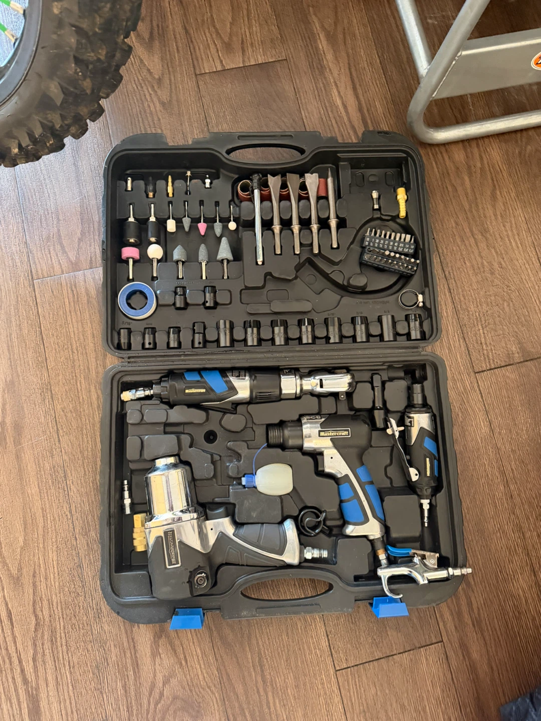 Mastercraft Air Tool Kit - photo 2