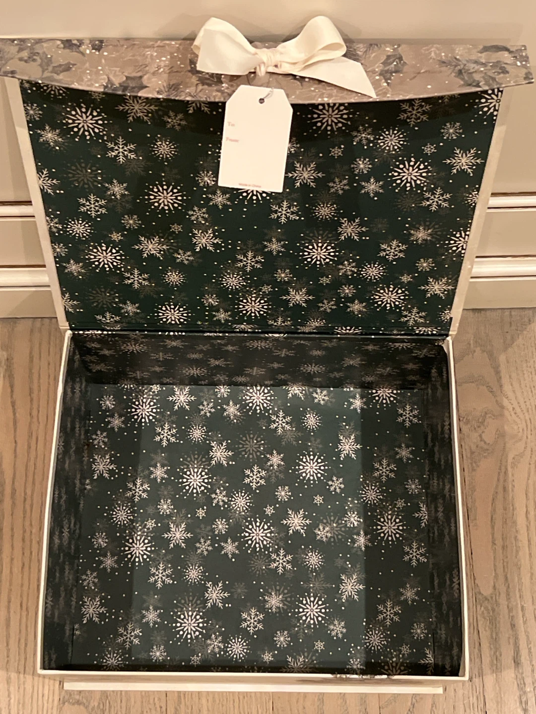 Susan Winget Christmas Decorative Box - photo 2