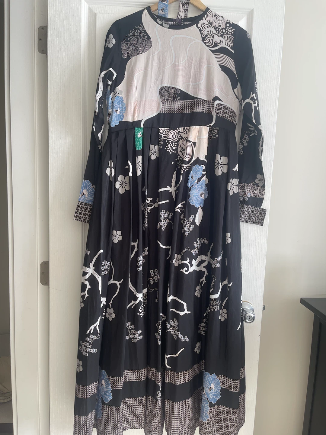 Black Long Sleeve Floral Print Dress - photo 2