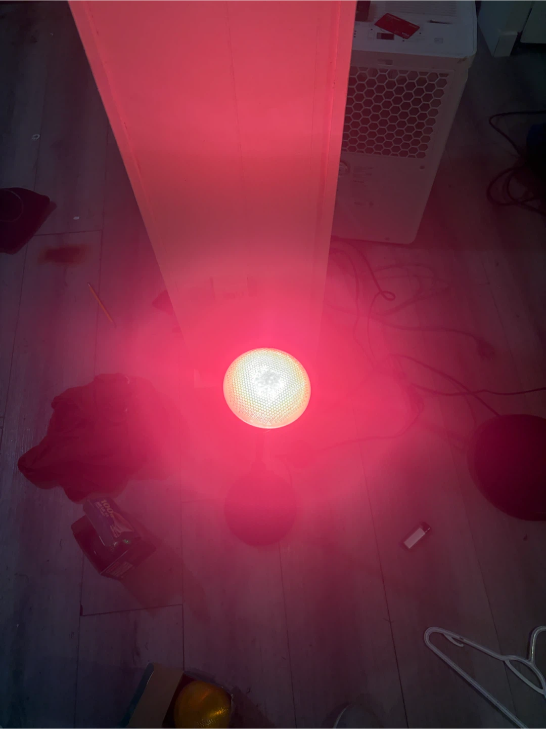 Floor lamp with additional coloured bulbs - photo 3