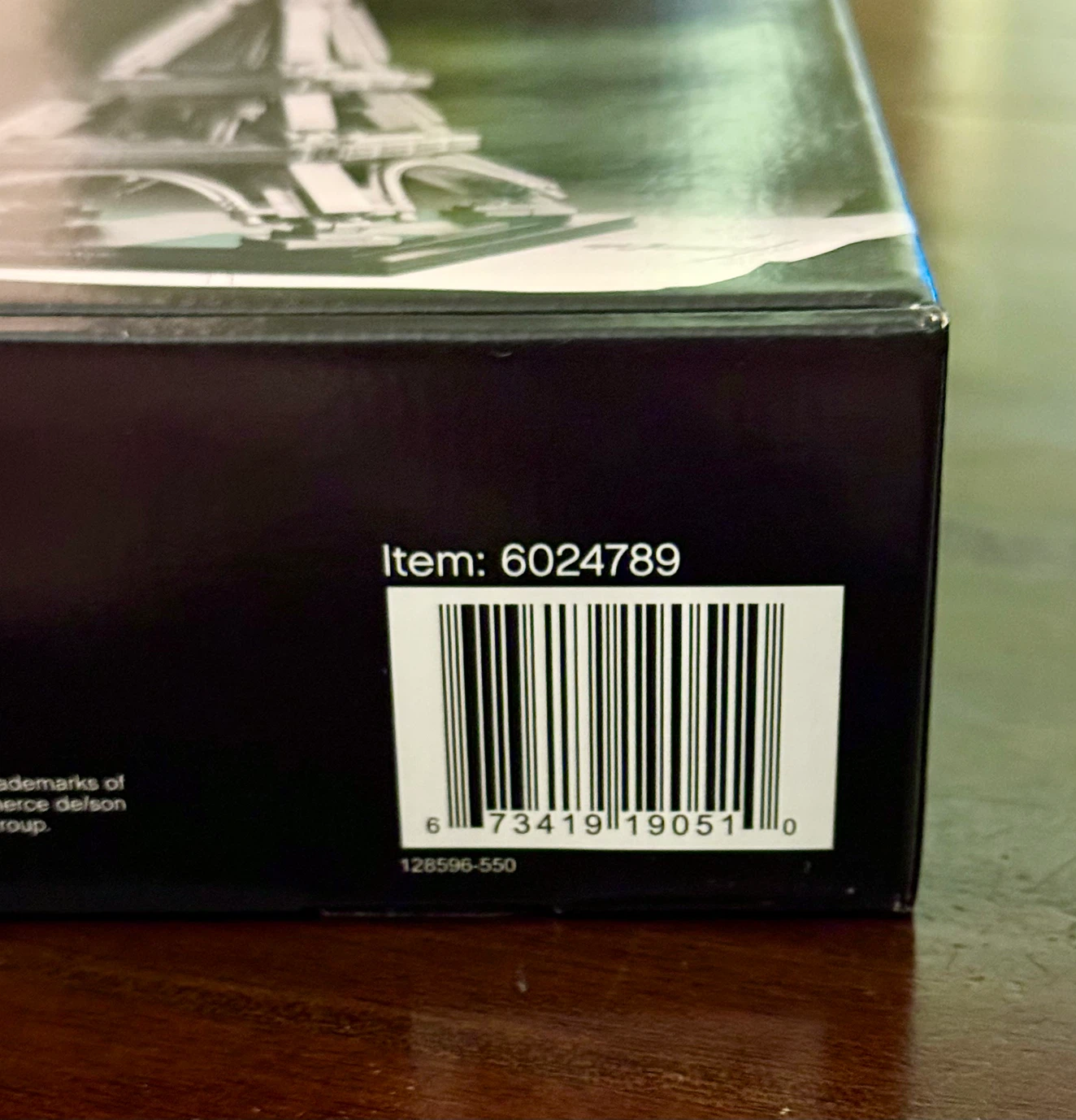 NIB LEGO Architecture Eiffel Tower 321 Pieces 21019 - photo 4