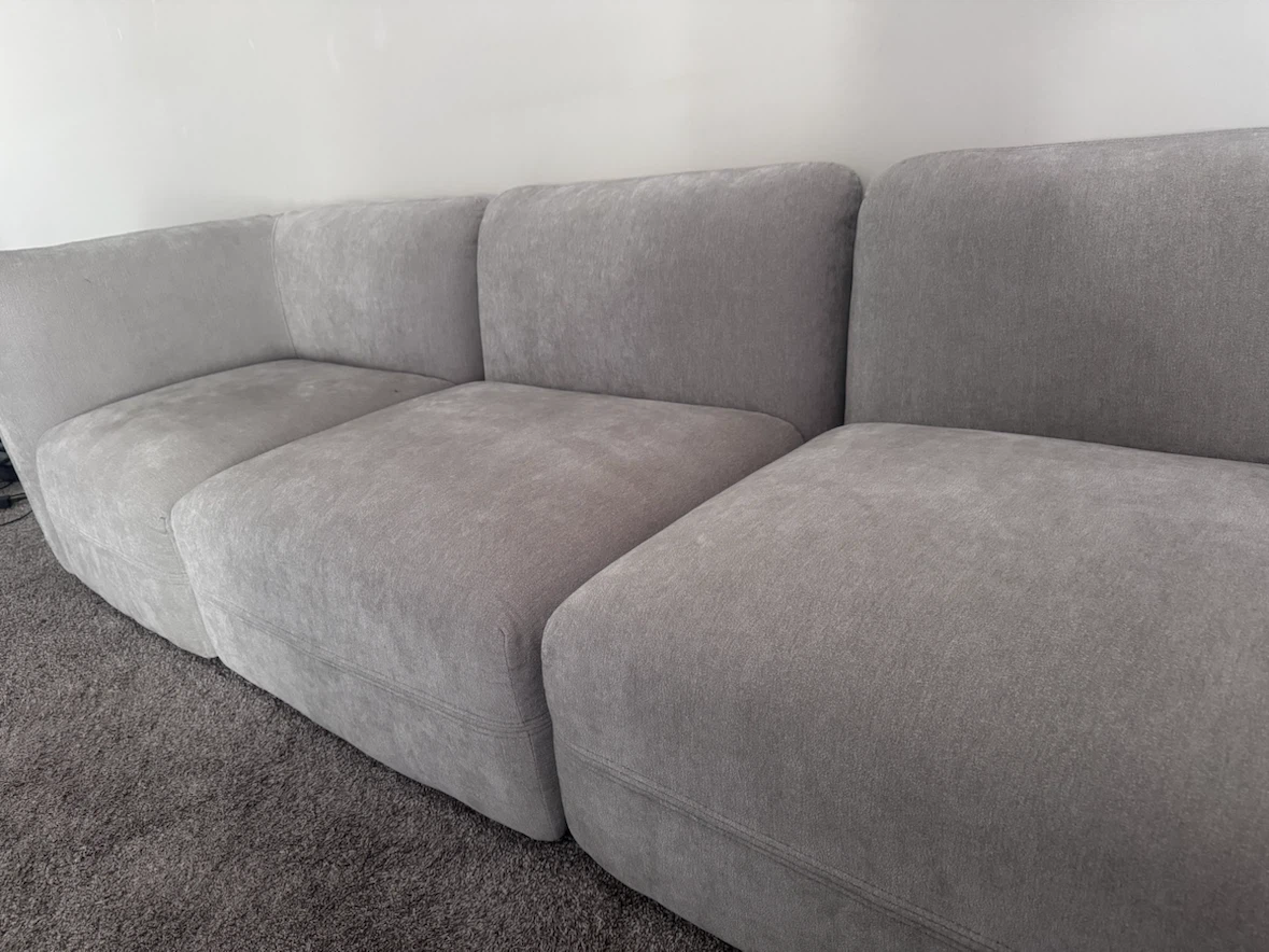 Couch for Sale – New Condition - photo 2
