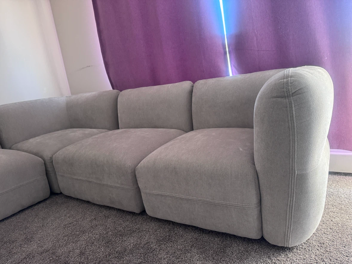 Couch for Sale – New Condition - photo 3