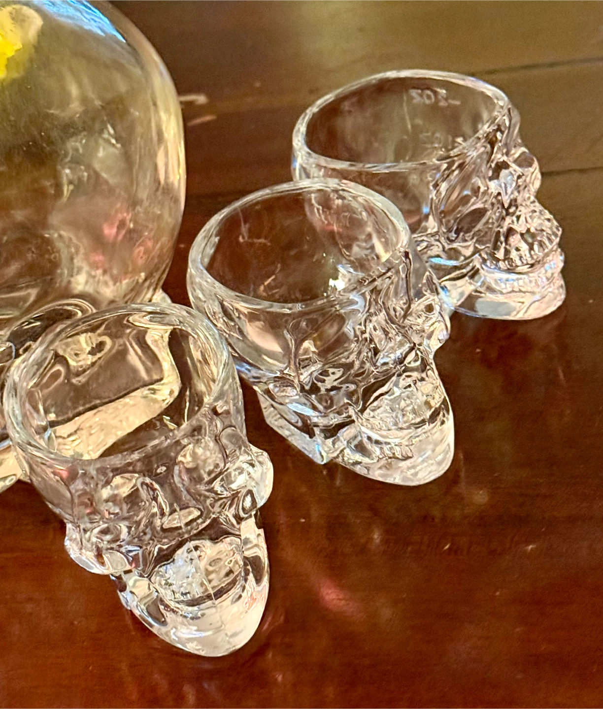 Crystal Skull Decanter (Empty) 3 Measured Shot Glasses Set Of 4 - photo 3