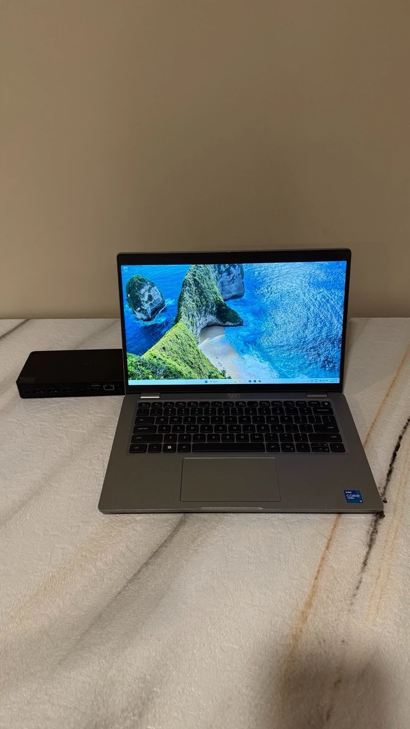 Dell 14" Laptop 11th Gen i5 / 16GB RAM Premium USB-C Dock - photo 3