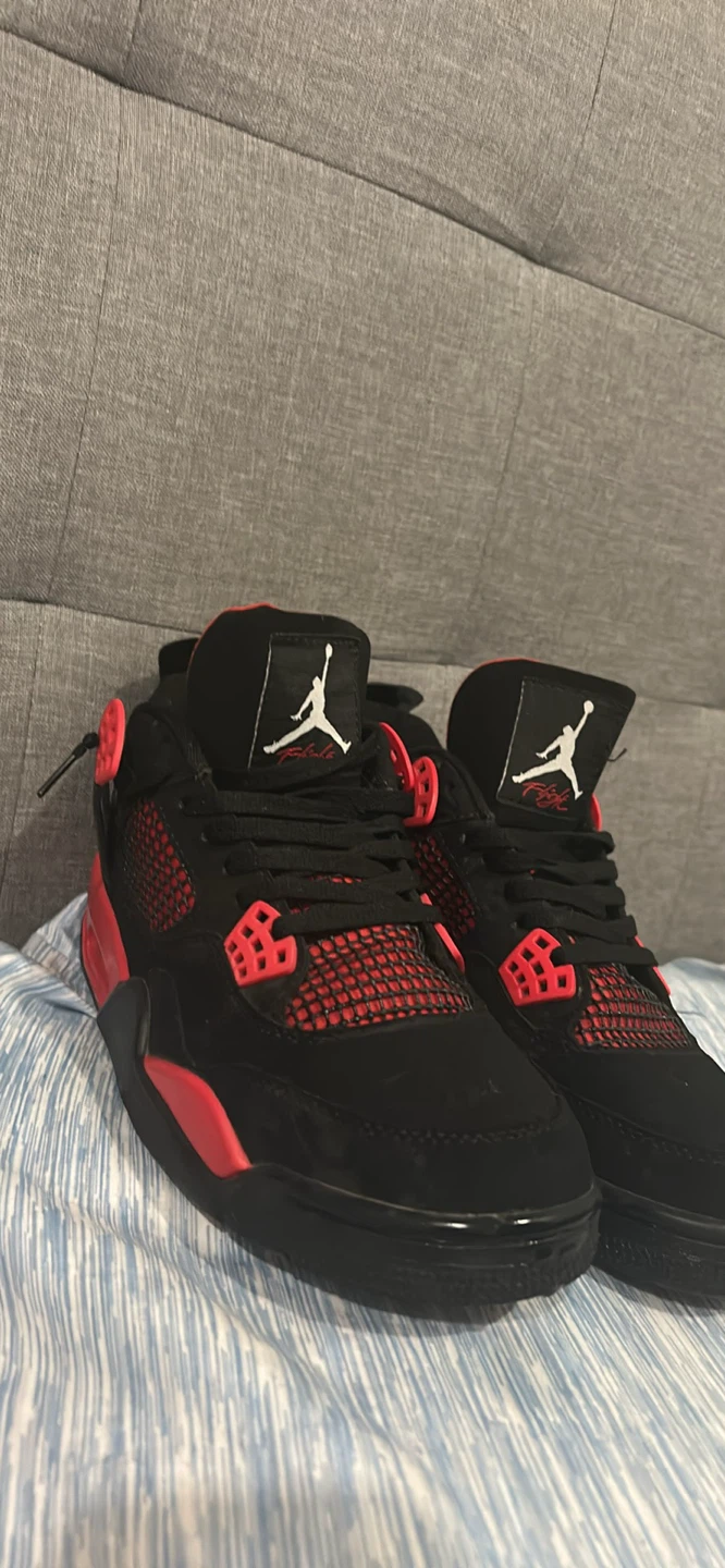 Air Jordan 4 Retro Red Thunder