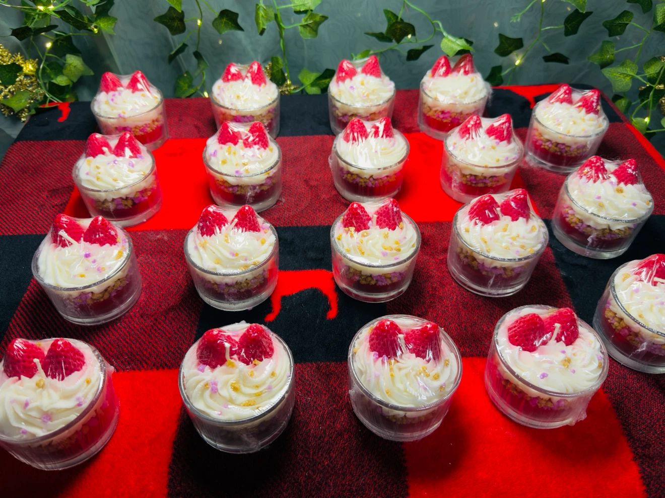 Handmade Candles & Mugs - photo 3