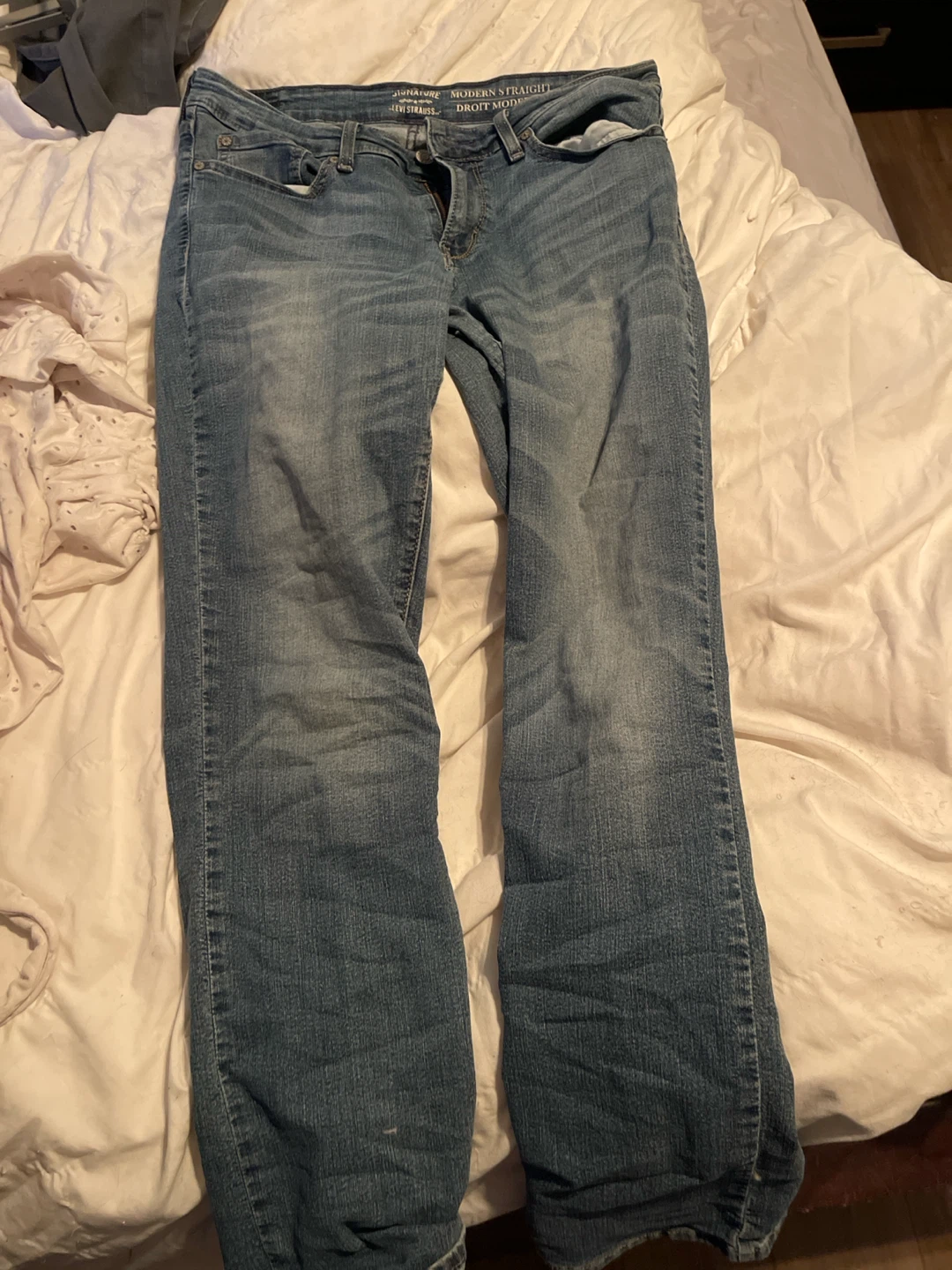Signature by Levi Strauss Modern Straight Jeans