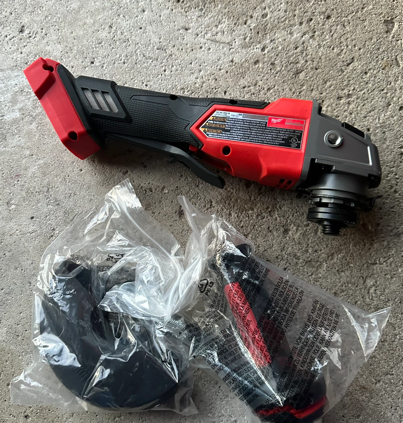 Firm price Milwaukee Fuel 4-1/2" / 5" Grinder - Model 2880-20 - photo 3