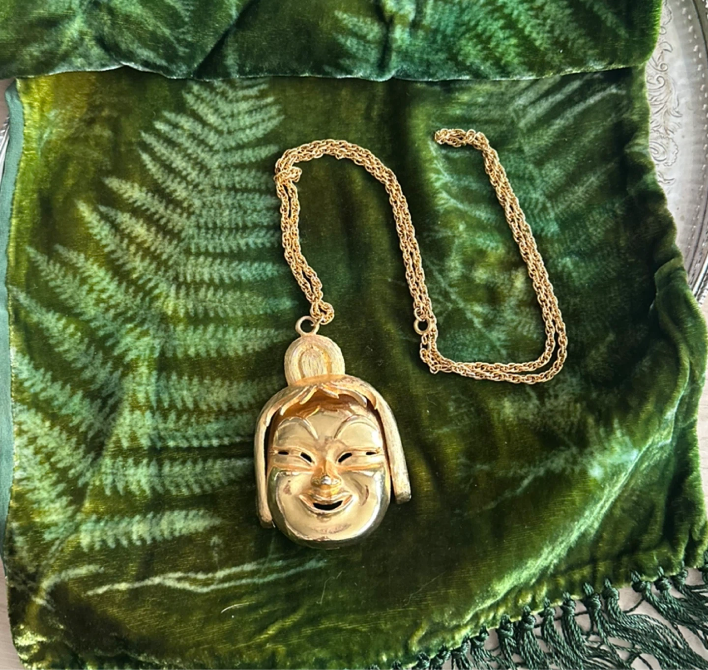 Vintage Vendôme Gold Tone Mask Pendant Necklace