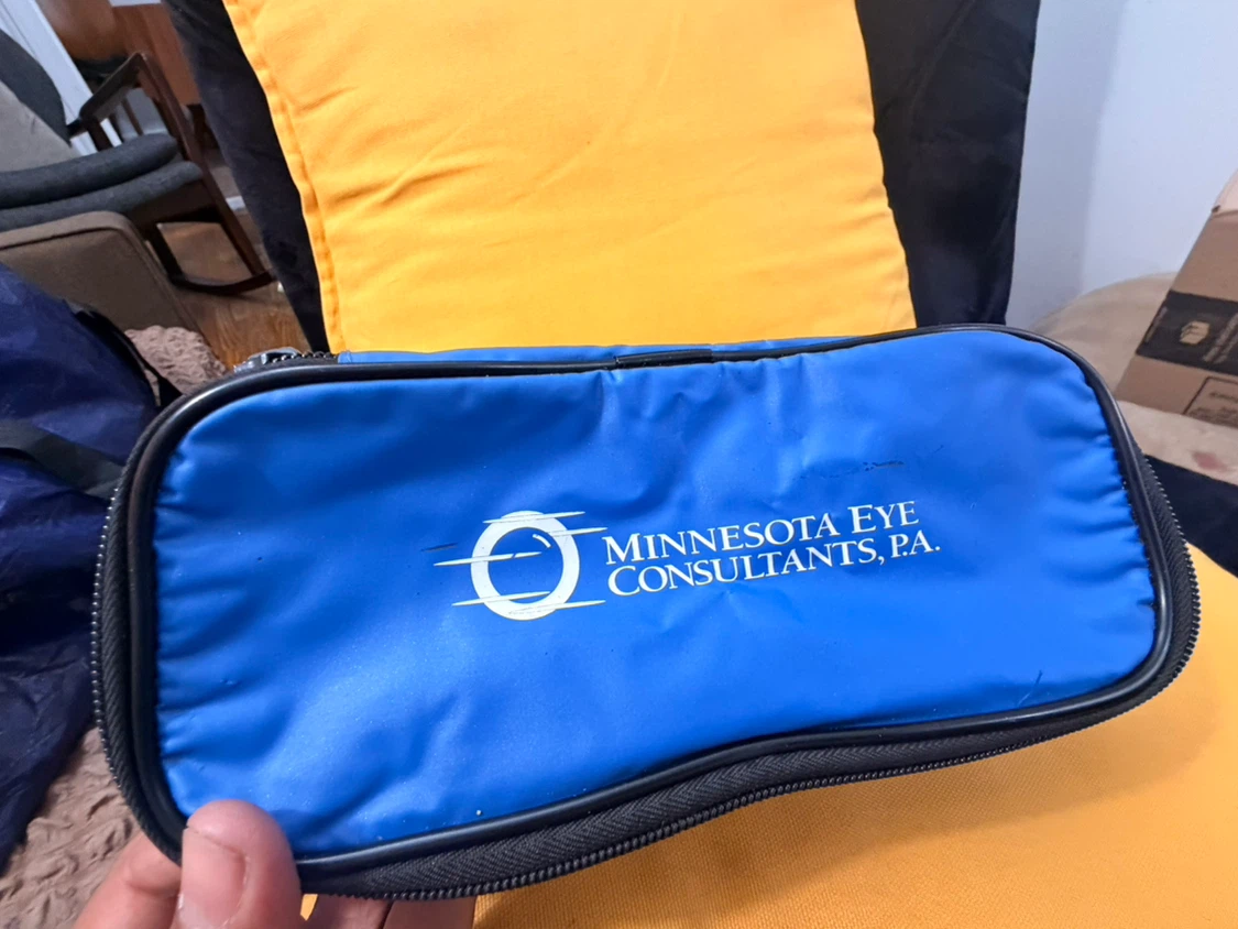 Minnesota Eye Consultants Blue Zippered Pouch