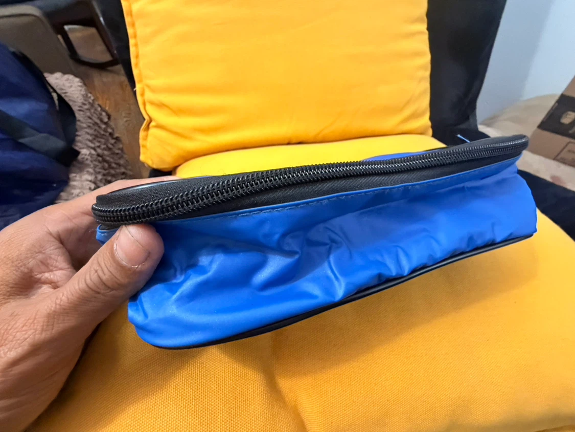Minnesota Eye Consultants Blue Zippered Pouch - photo 4
