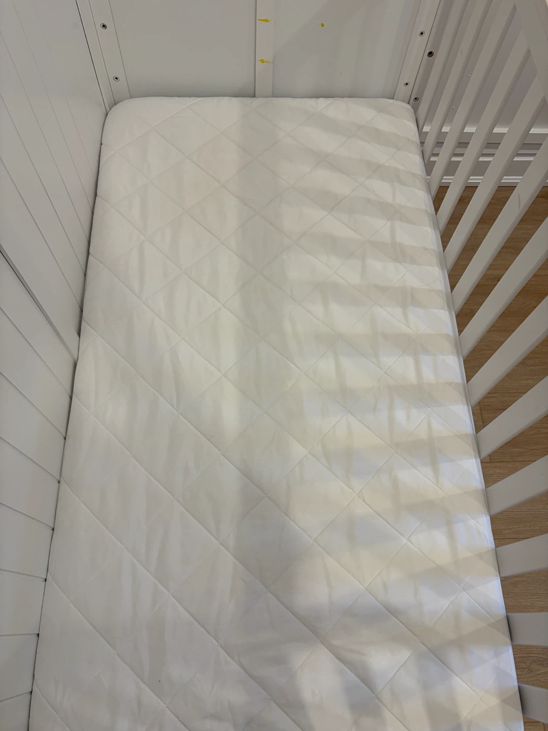 White Wooden Baby Crib - photo 2