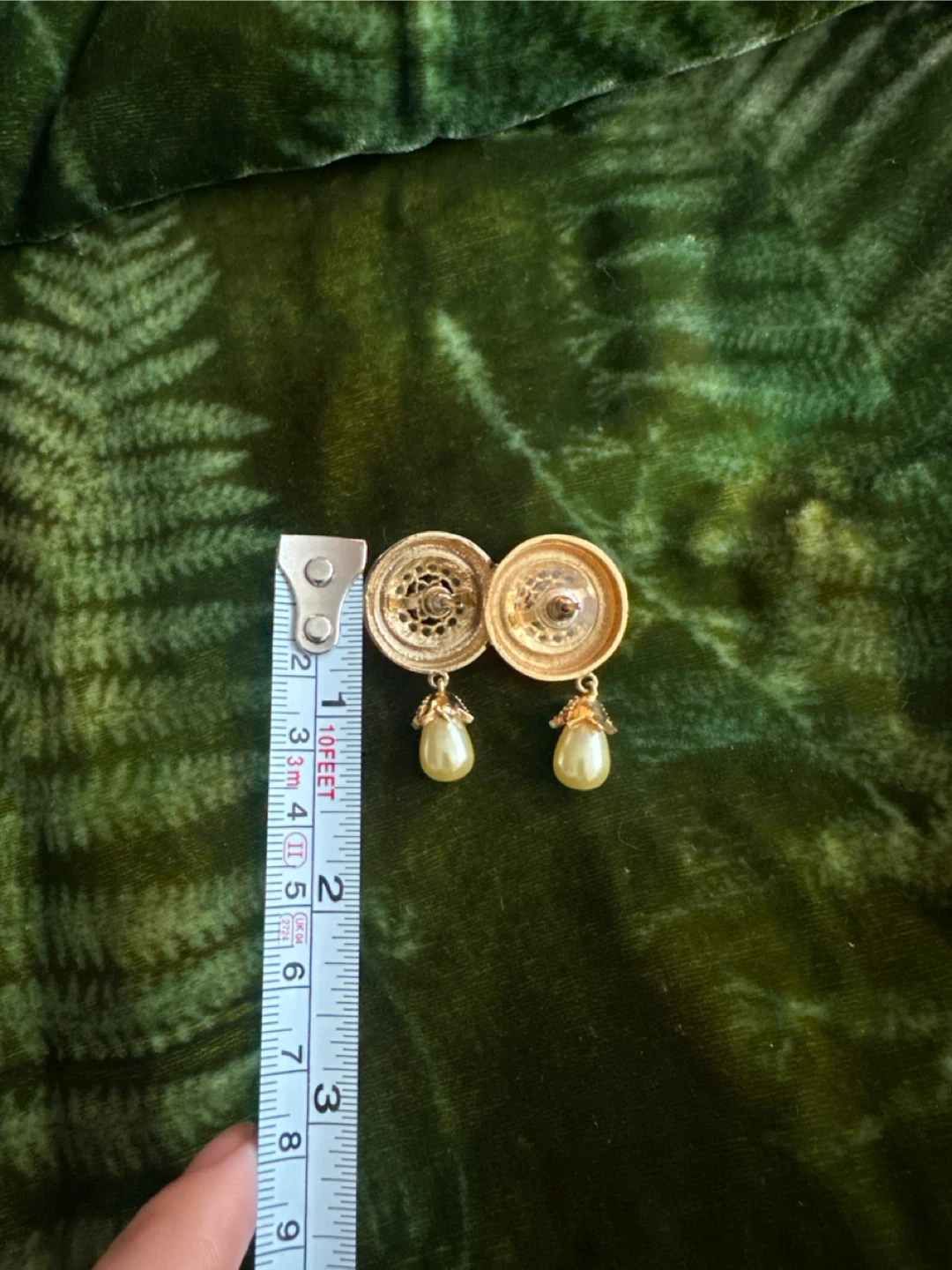 Black and gold tone faux pearl drop earrings - photo 5