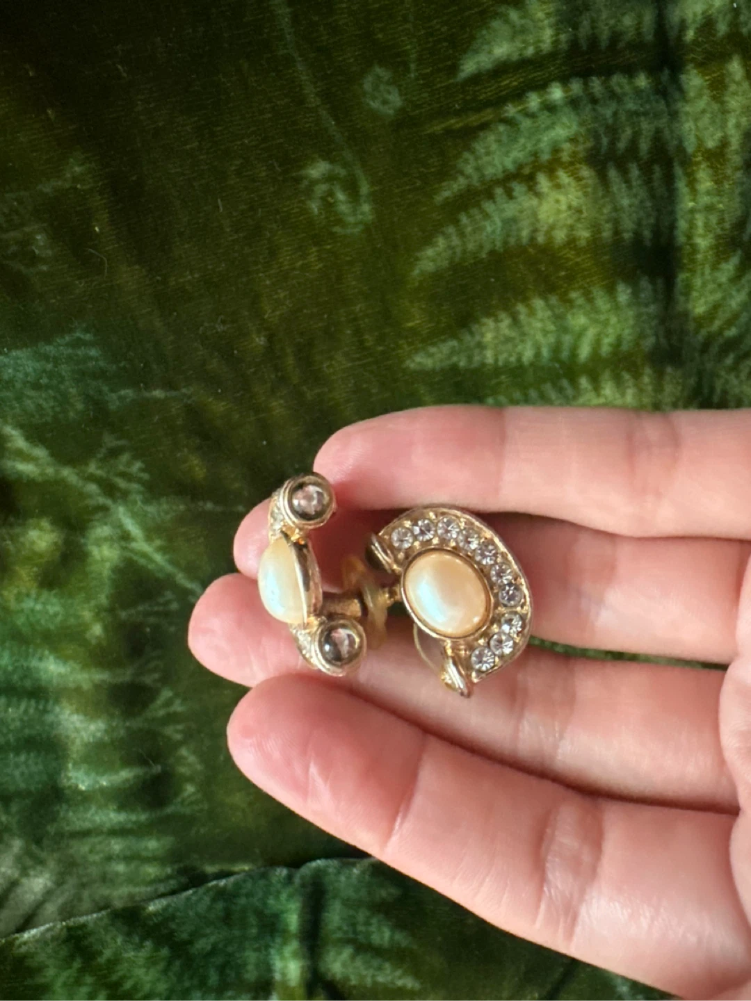 Richelieu vintage faux pearl and rhinestone earrings - photo 2