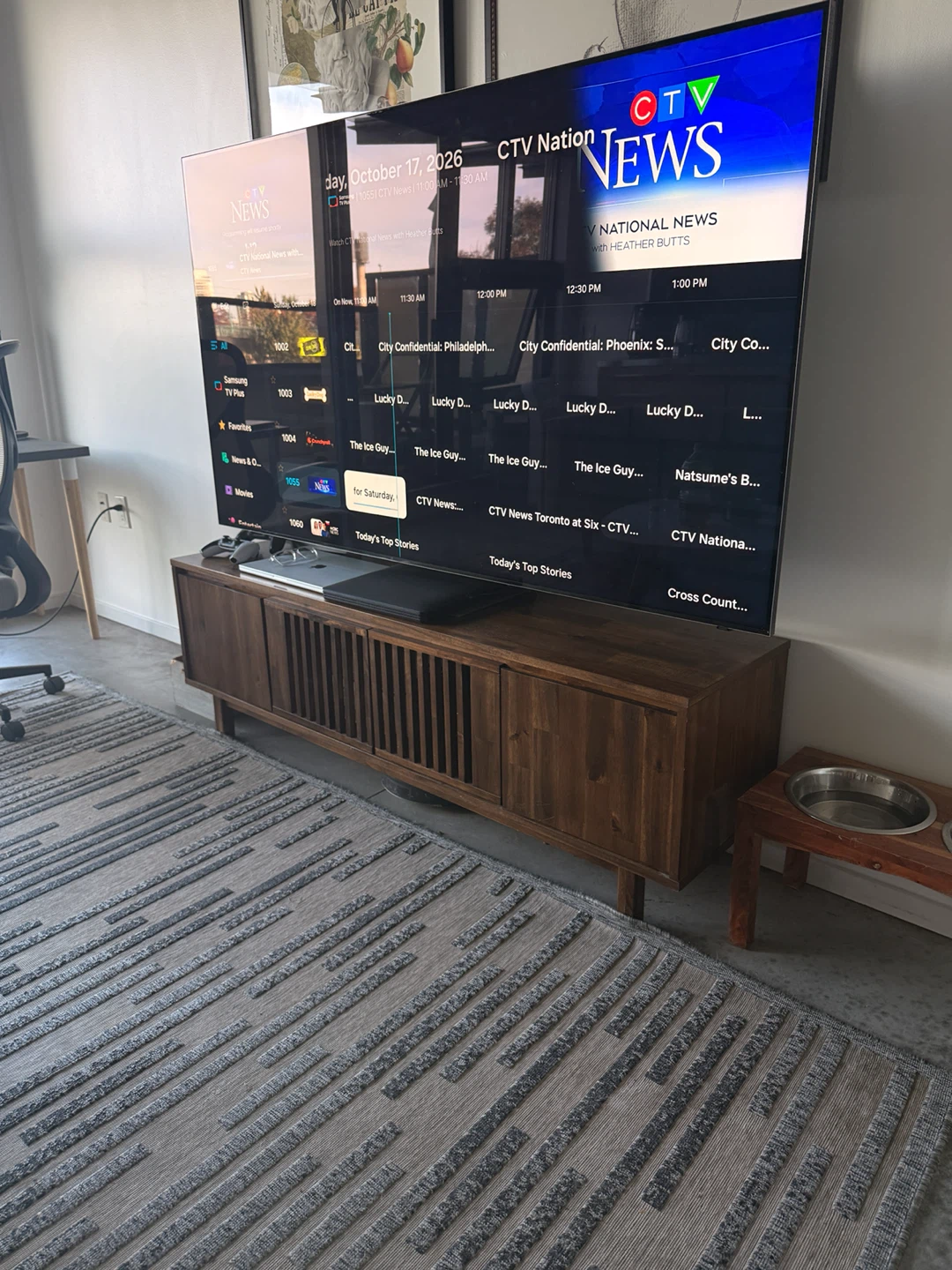 TV stand - photo 2
