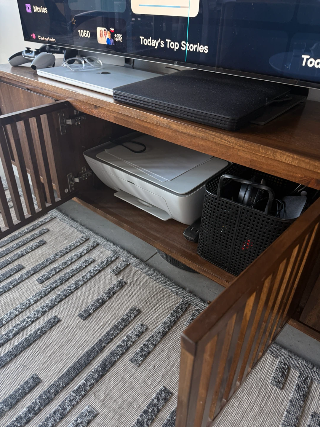 TV stand - photo 4