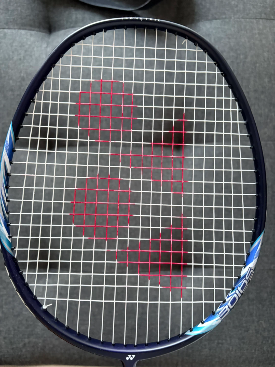 Yonex Badminton Racket with Carrying Case - photo 3