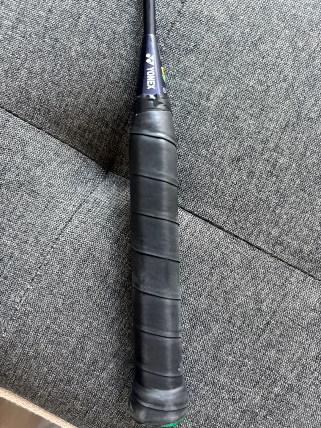 Yonex Badminton Racket with Carrying Case - photo 4