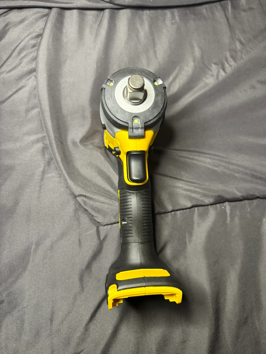 BRAND NEW DEWALT DCF911 20V Brushless Impact Wrench - photo 3
