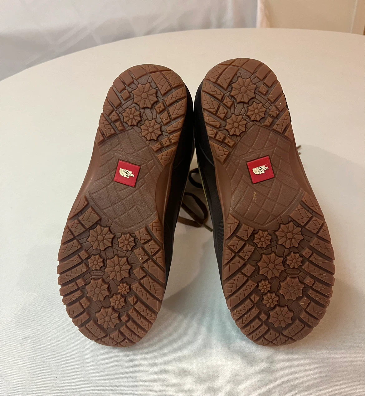 6 Ladies - North Face “Shellista” Warm Boots - like new - photo 3