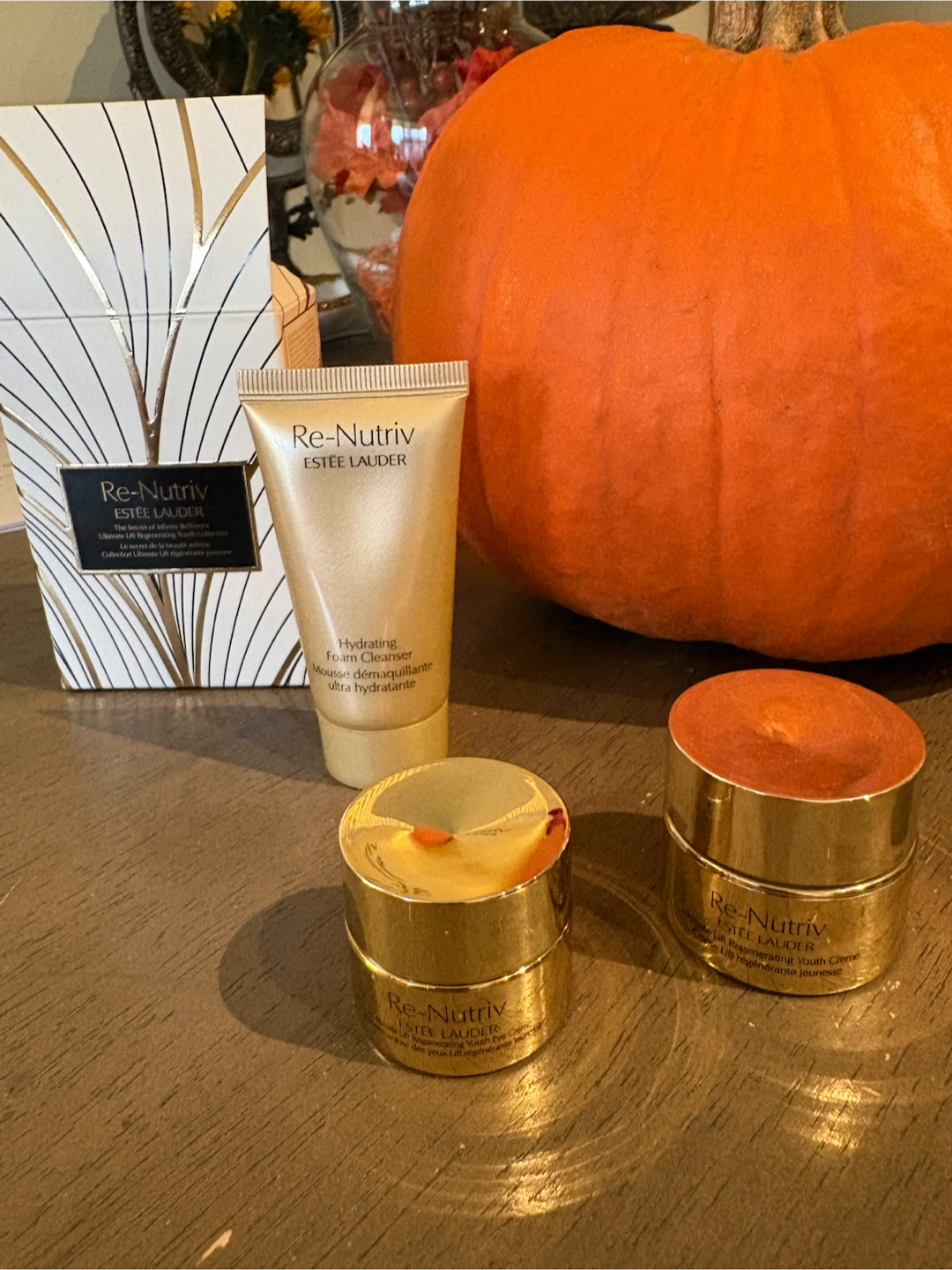 Estée Lauder Re-Nutriv Youth Collection Set - photo 2