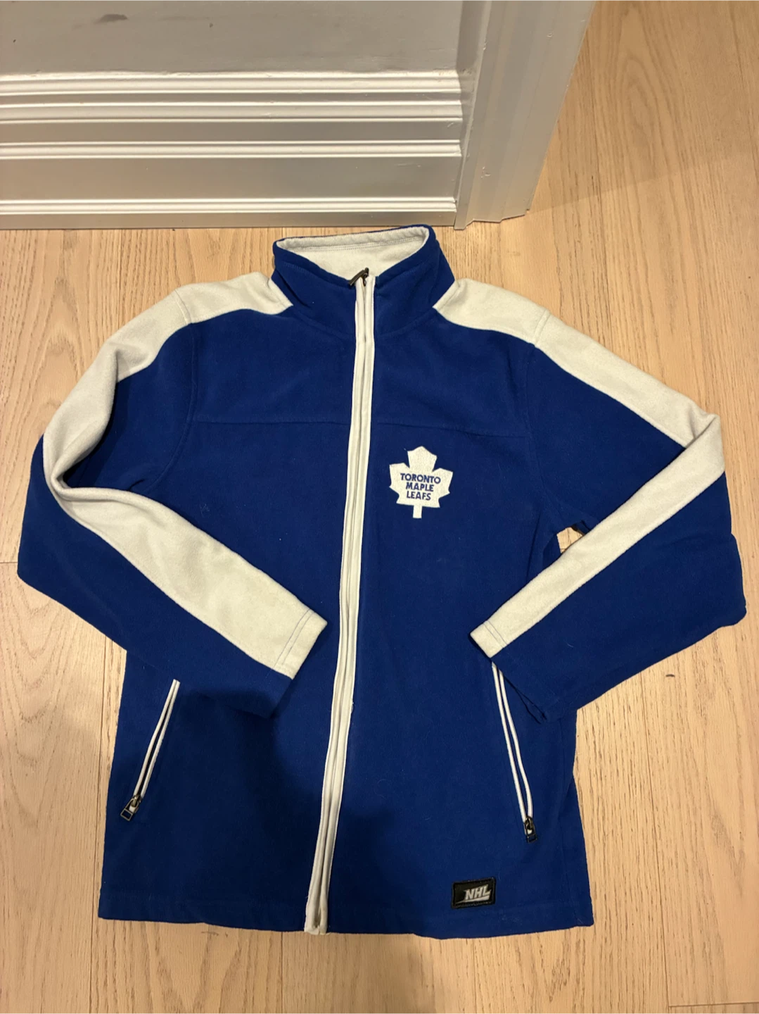 Toronto Maple Leafs fleece zip-up jacket