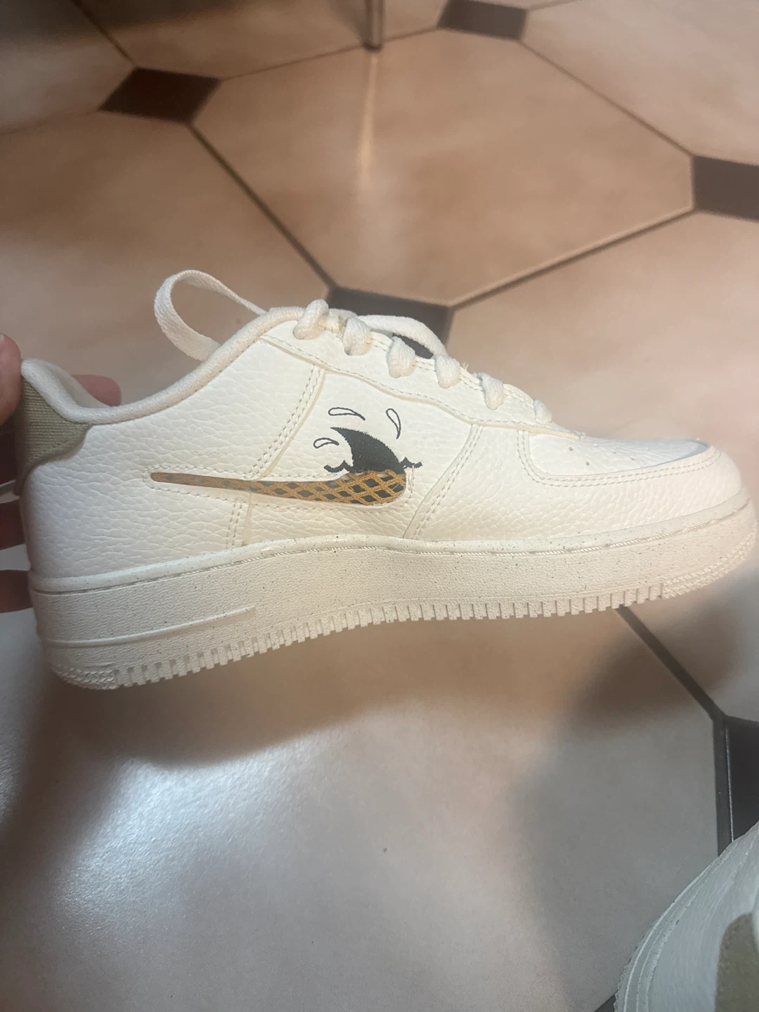 Nike Air Force 1 Low Sneakers (no box) - Size UK 5.5 - photo 2