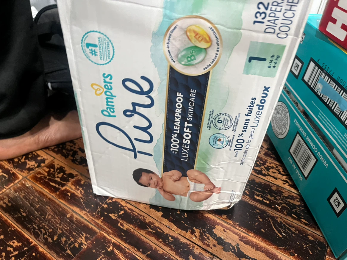 Assorted Baby Diapers Bundle - photo 3