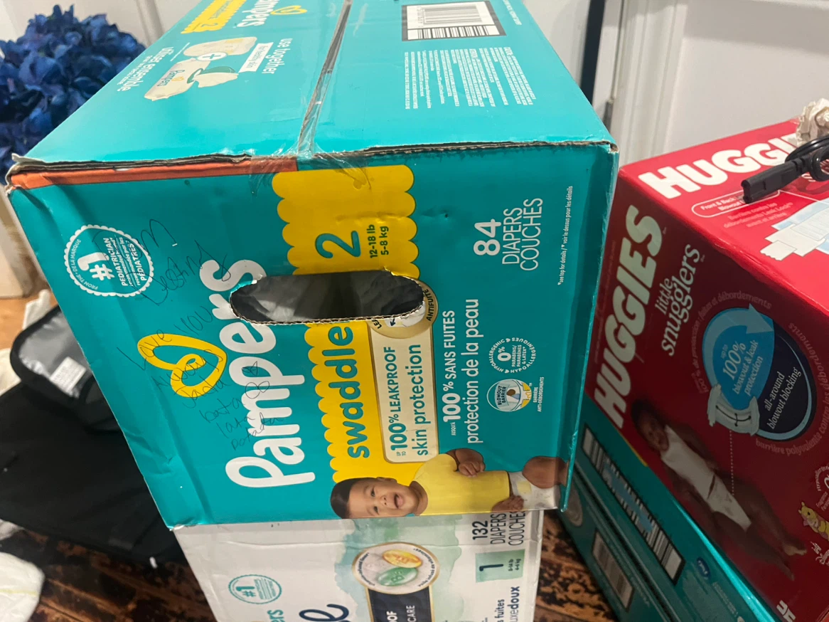 Assorted Baby Diapers Bundle - photo 4