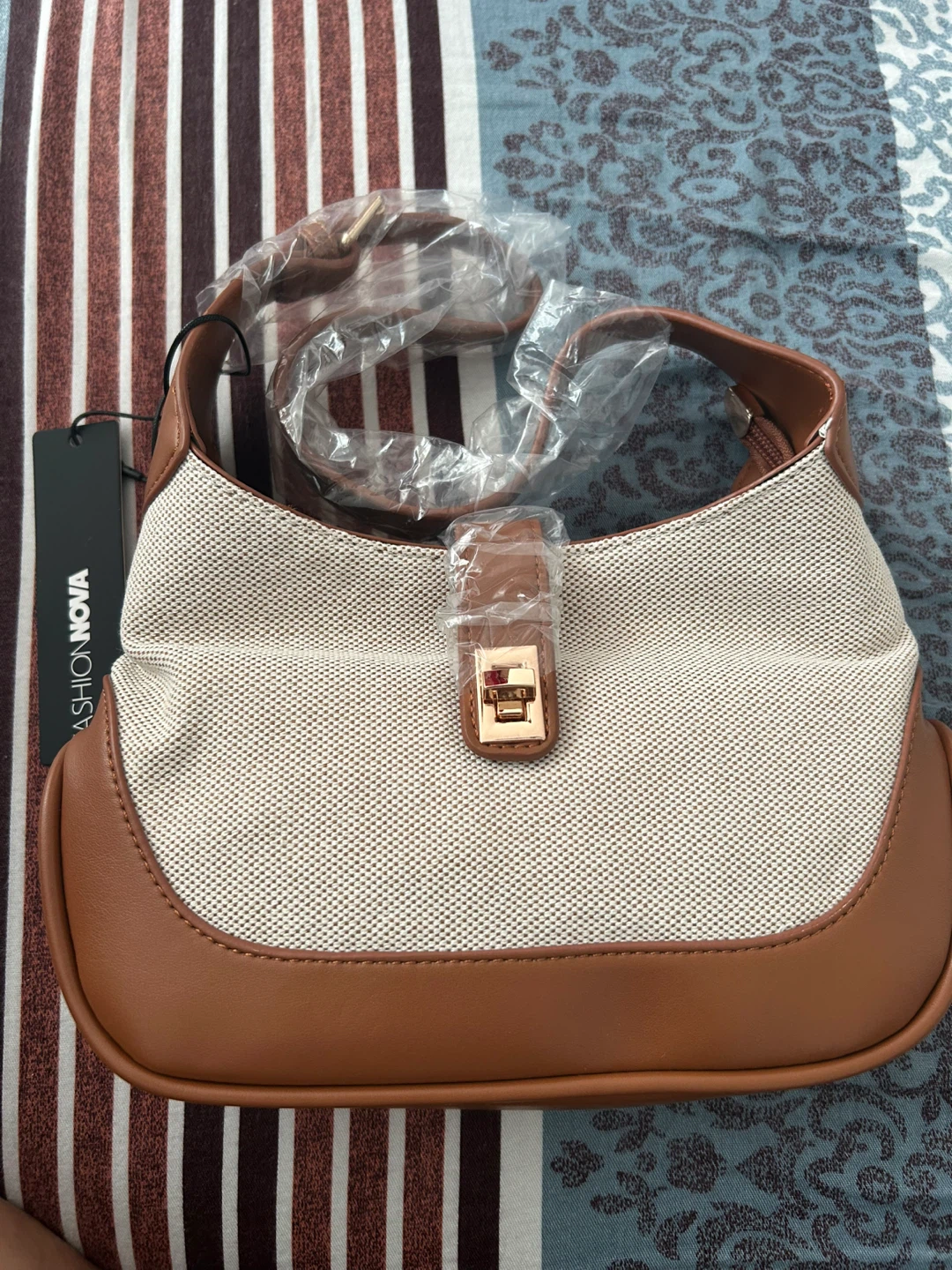 Fashion Nova Favorite Errands Canvas Shoulder Bag - photo 2