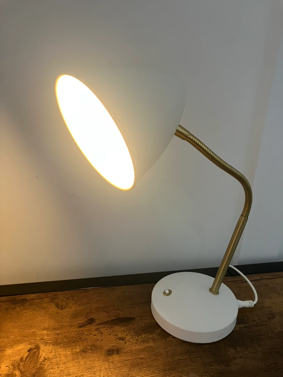 White and Gold Desk Lamp