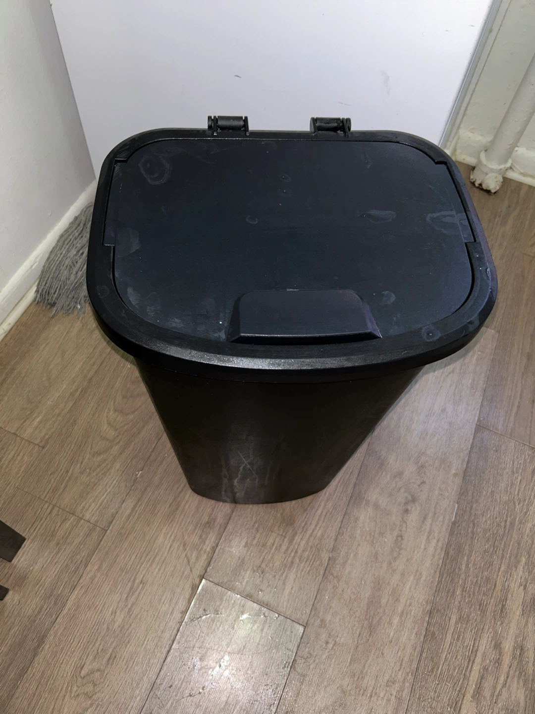 Black Plastic Trash Can - photo 3