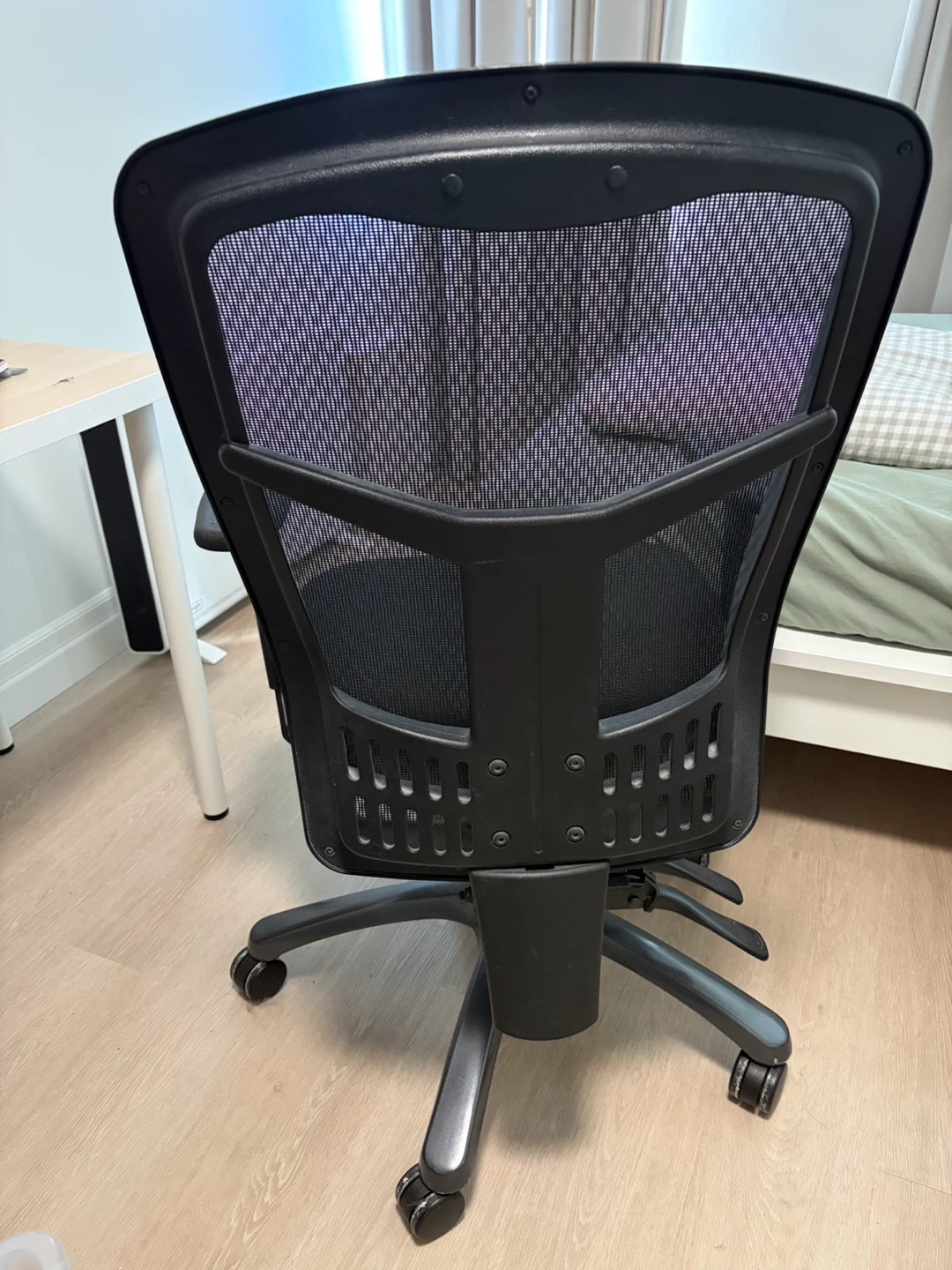 Office chair - photo 2