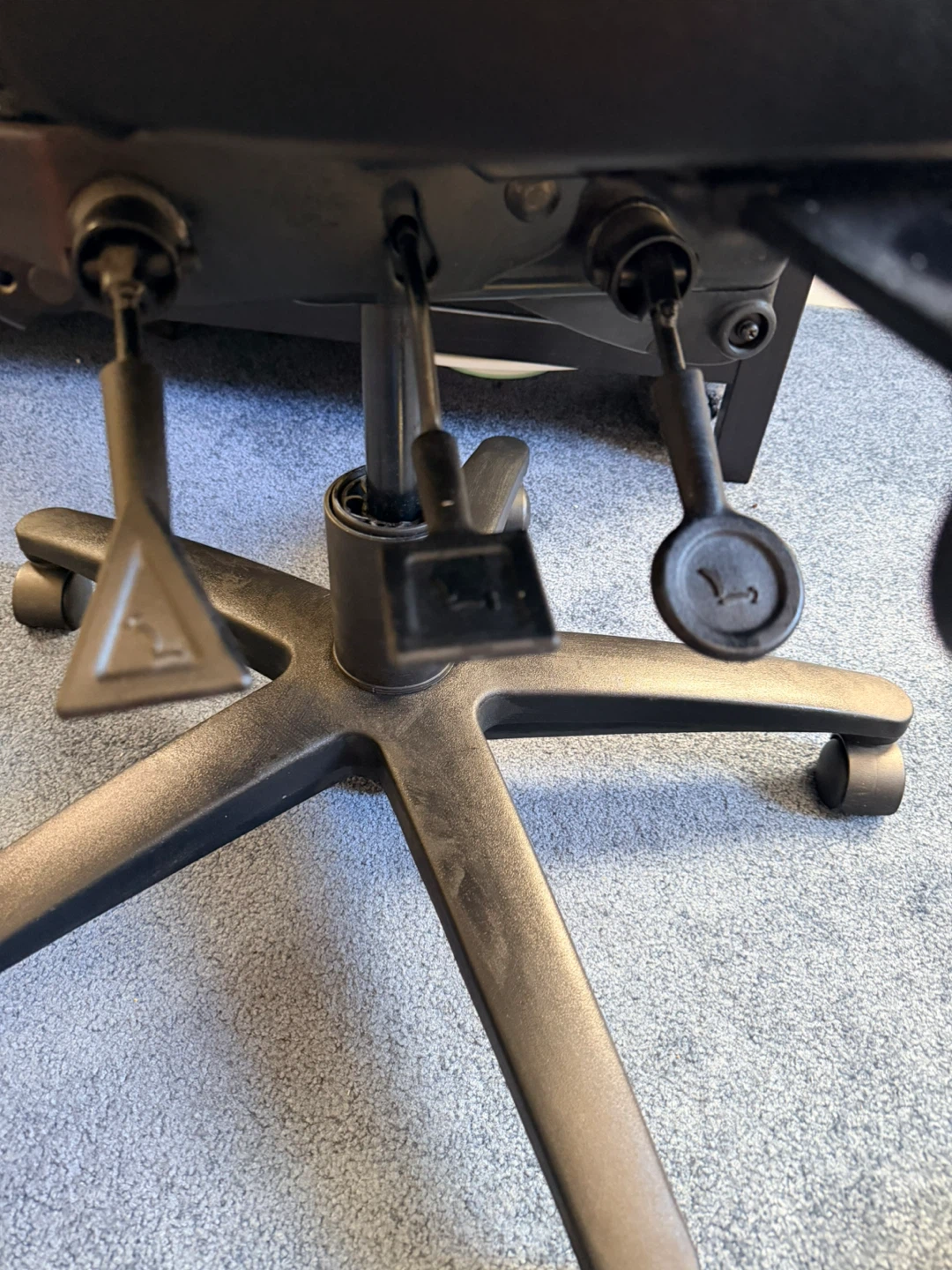 ErgoCentric Ergo12 Office Chair - photo 4
