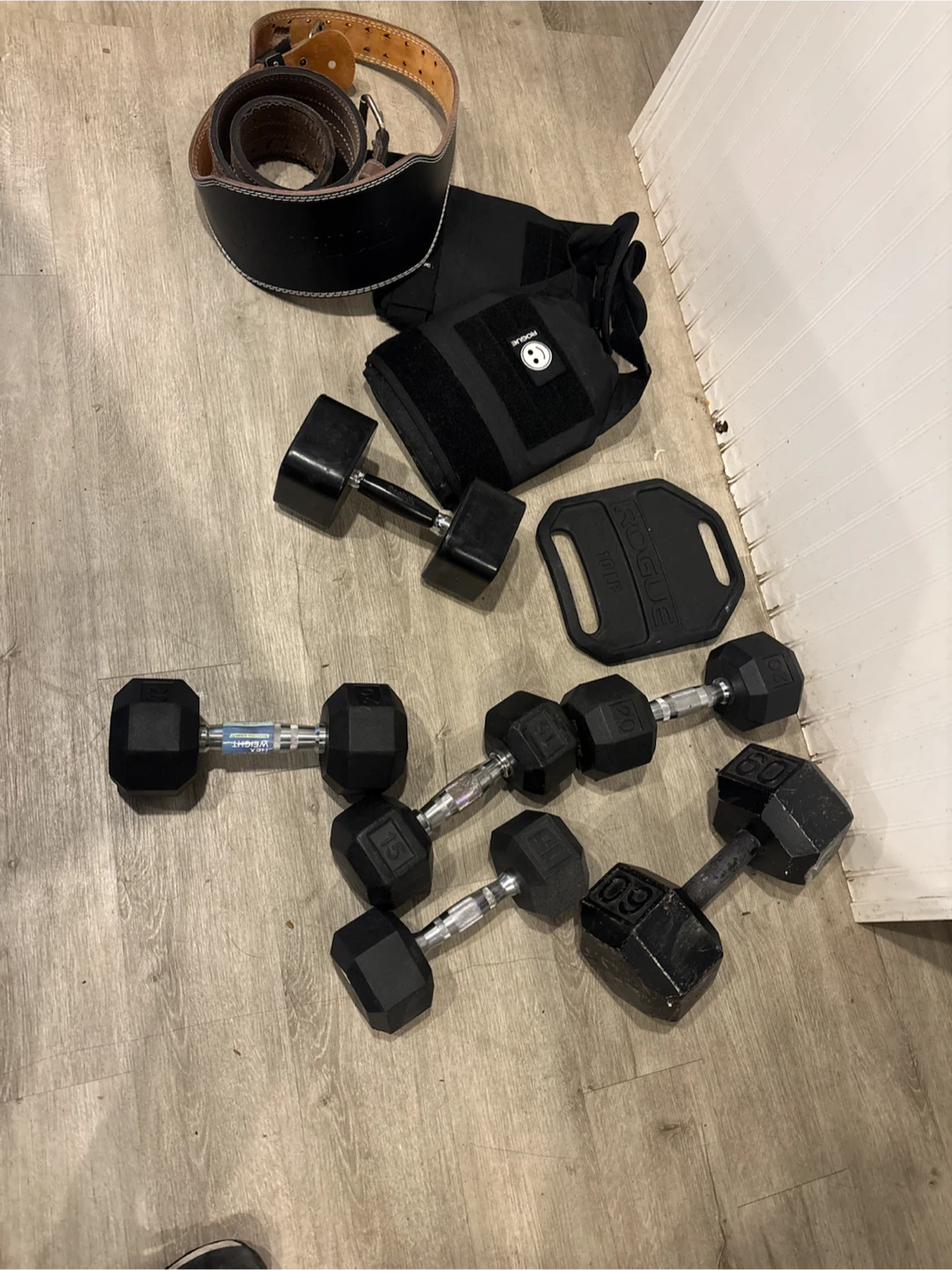 Assorted Dumbbell Set with Accessories