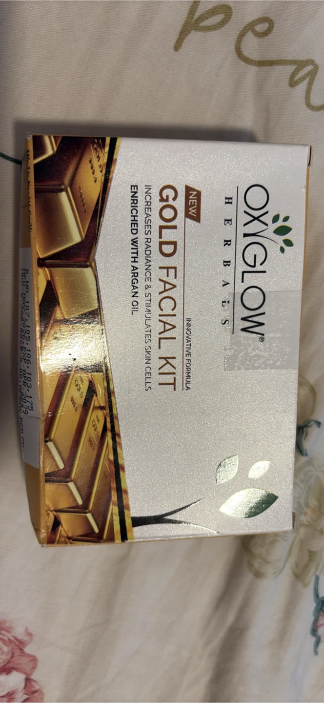 Oxyglow Herbals Gold Facial Kit