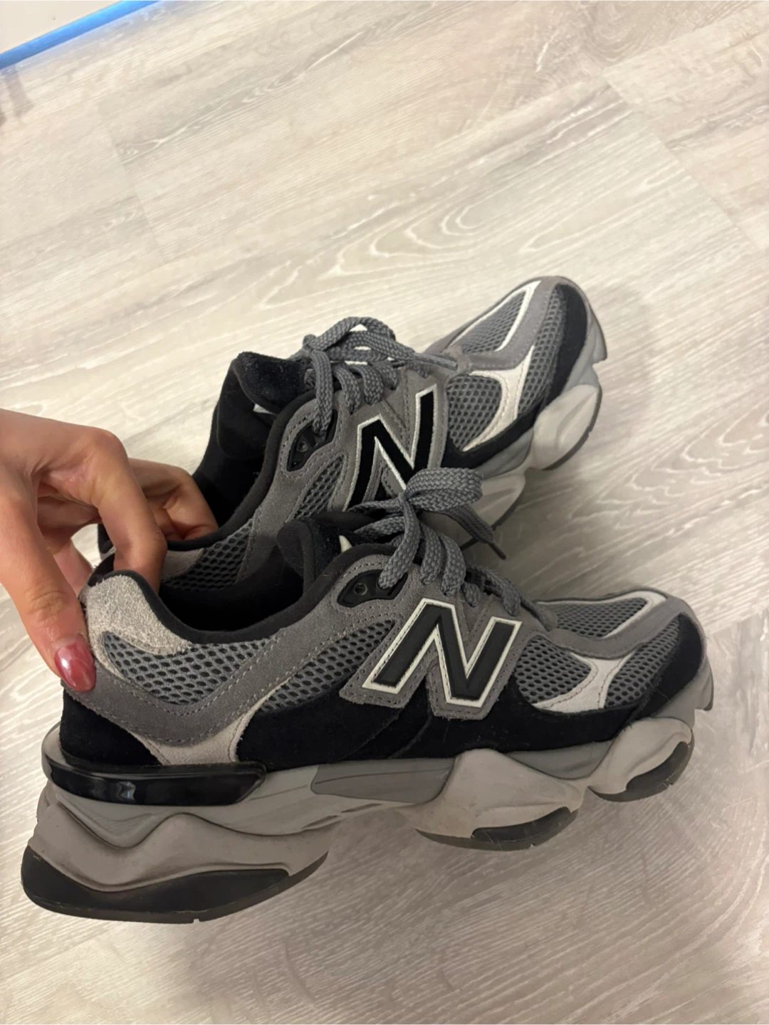 New Balance 9060 Shoes