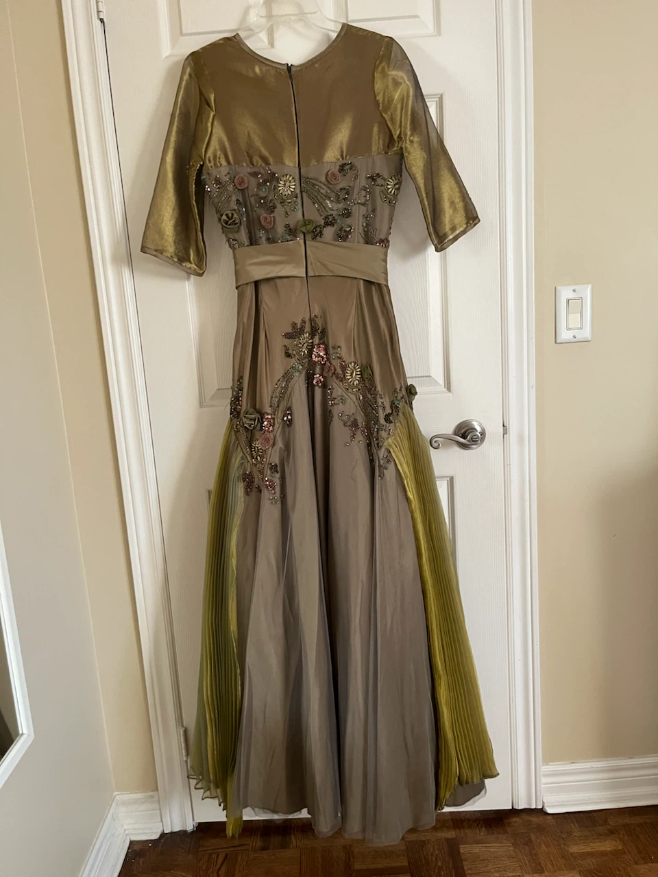Gold and Olive Evening Gown - photo 4