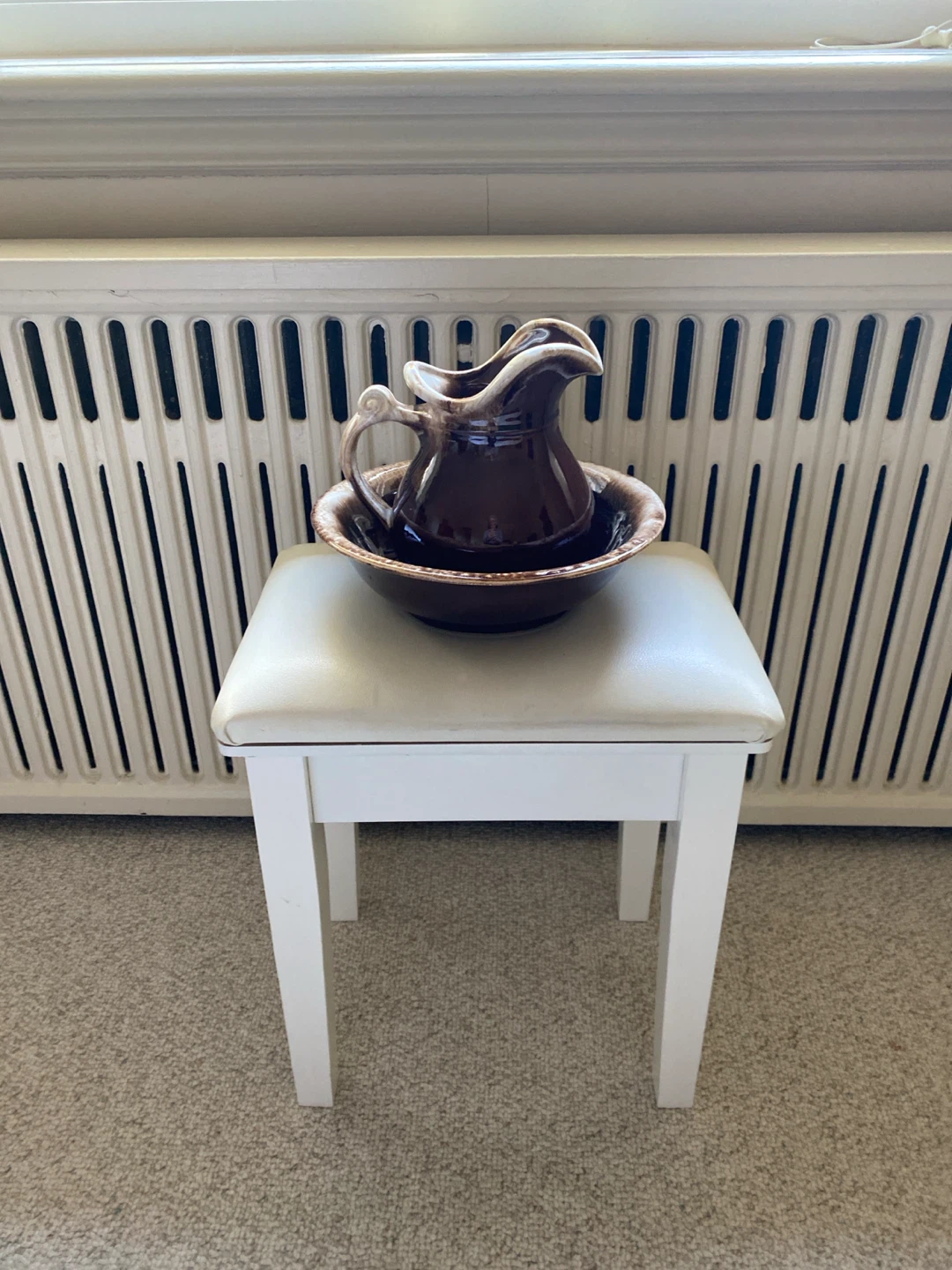 Vintage McCoy USA Brown Ceramic Wash Basin and Pitcher Set - photo 2