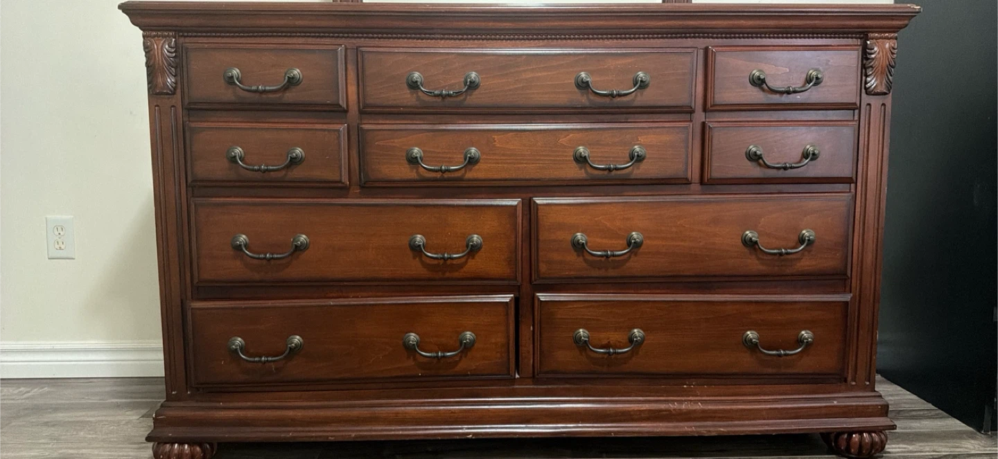 Traditional Wood Dresser with Mirror