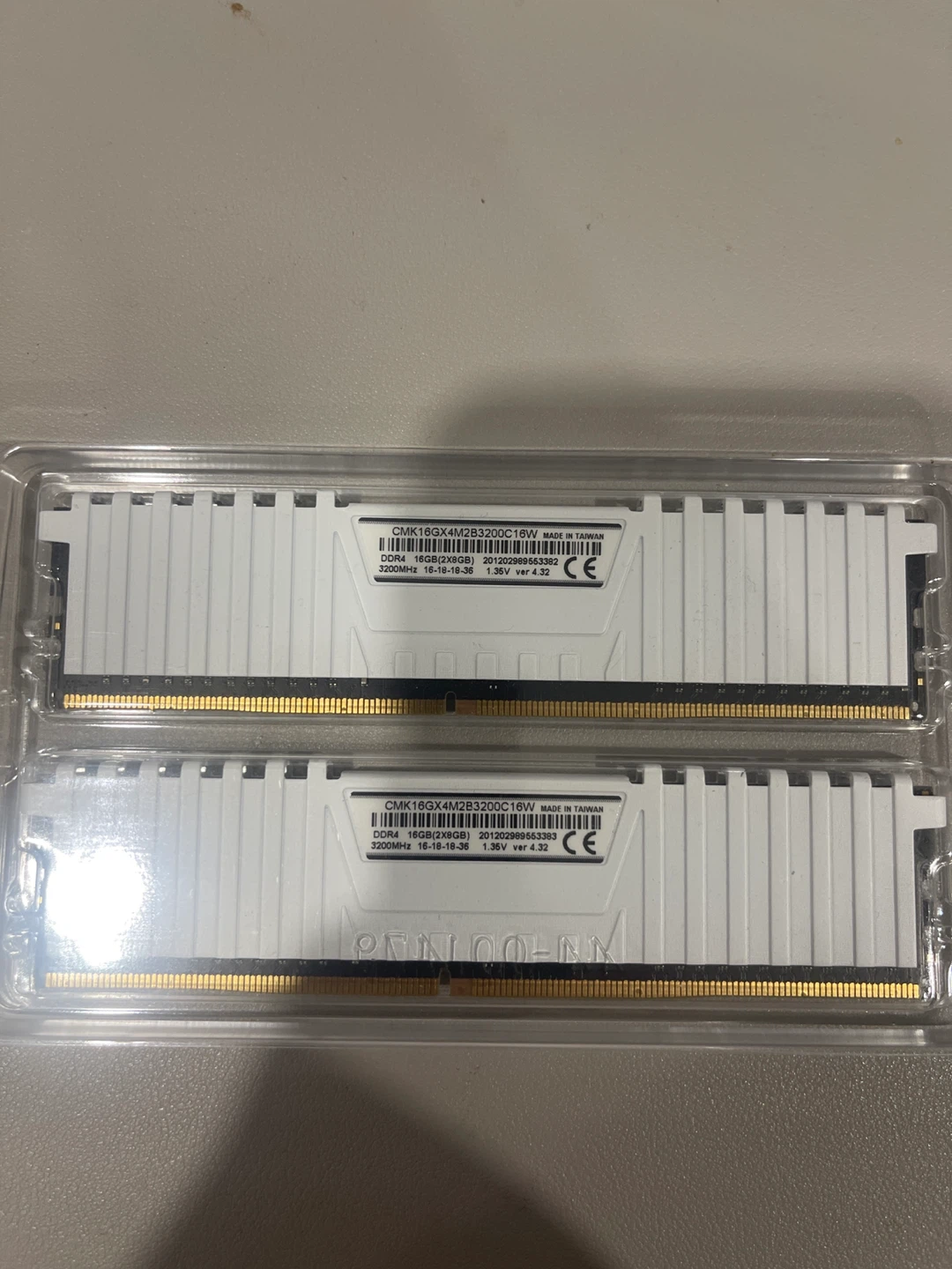 Vengeance DDR4 Ram 16gb 3200MHz - photo 2