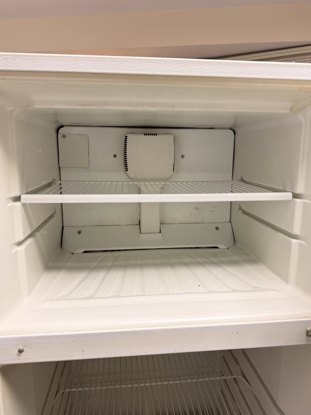 Maytag Top-Freezer Refrigerator - photo 3