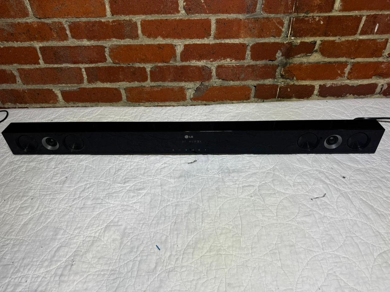 LG NB2420A Bluetooth Sound Bar