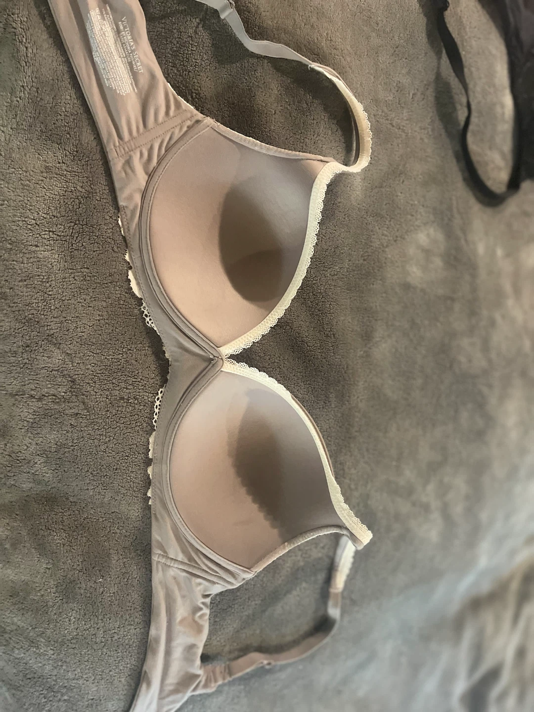 Victoria's Secret No-Wire Bras - photo 3