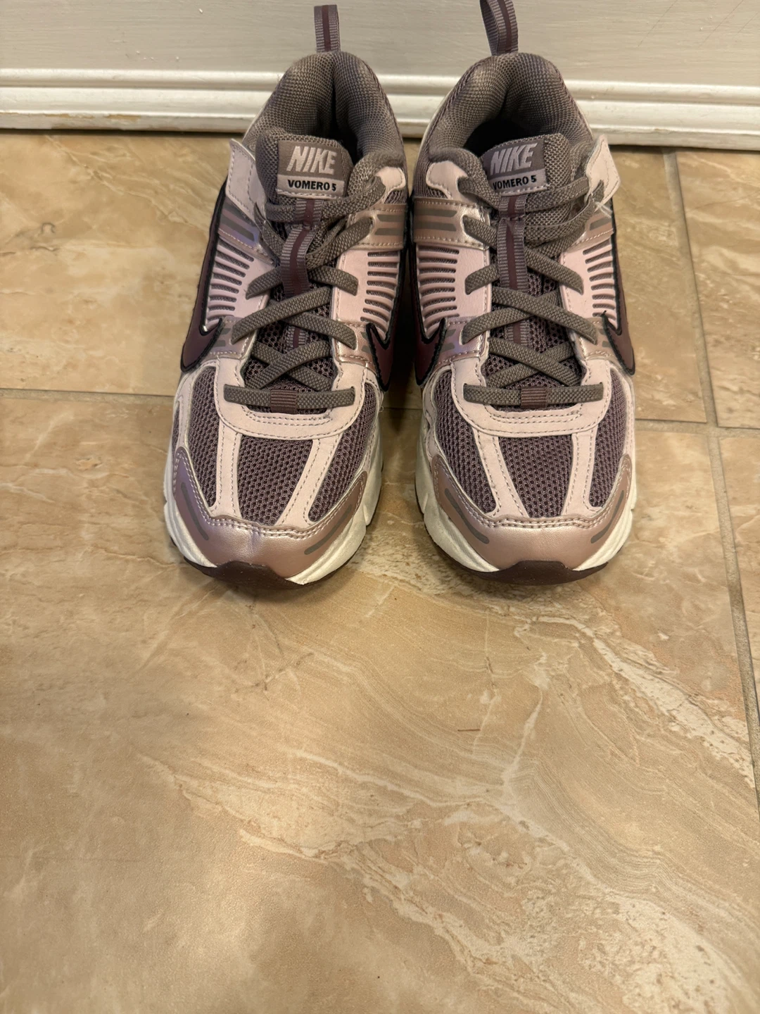 Nike Vomero 5 Sneakers - photo 2