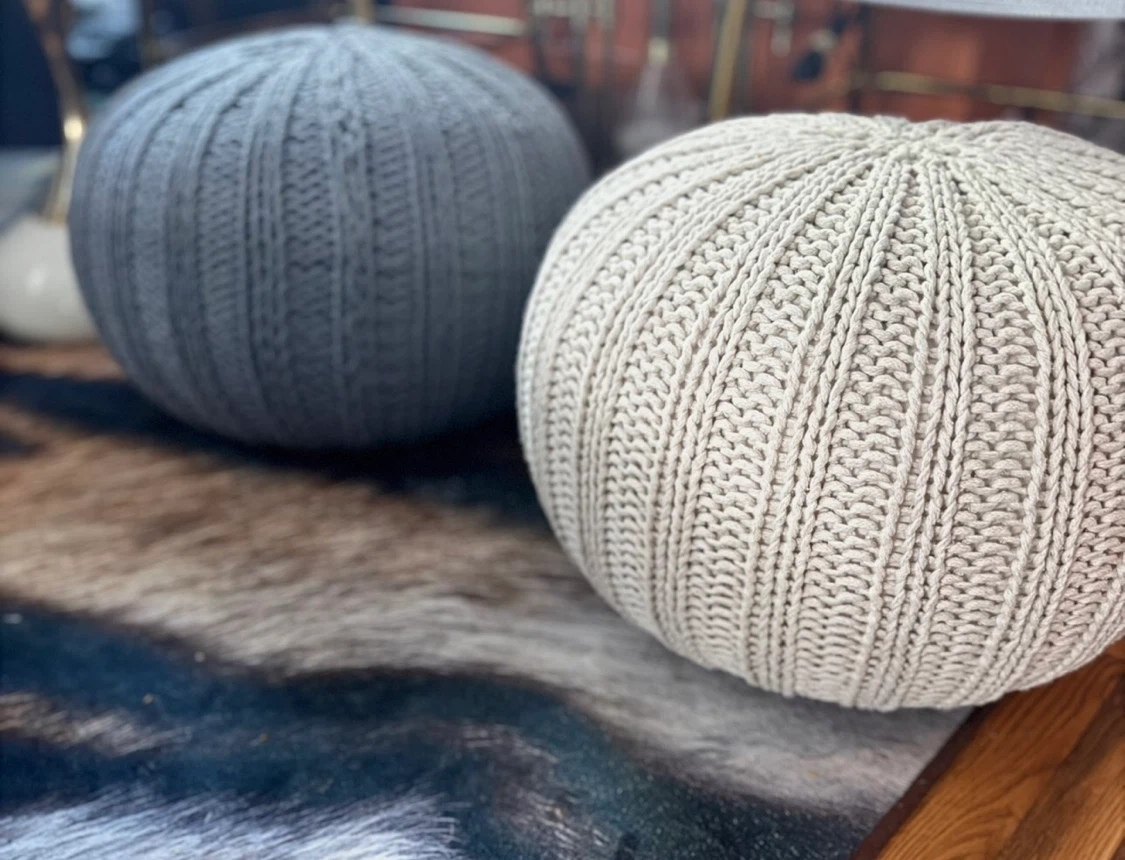 2 Knitted Round Pouf Ottoman
