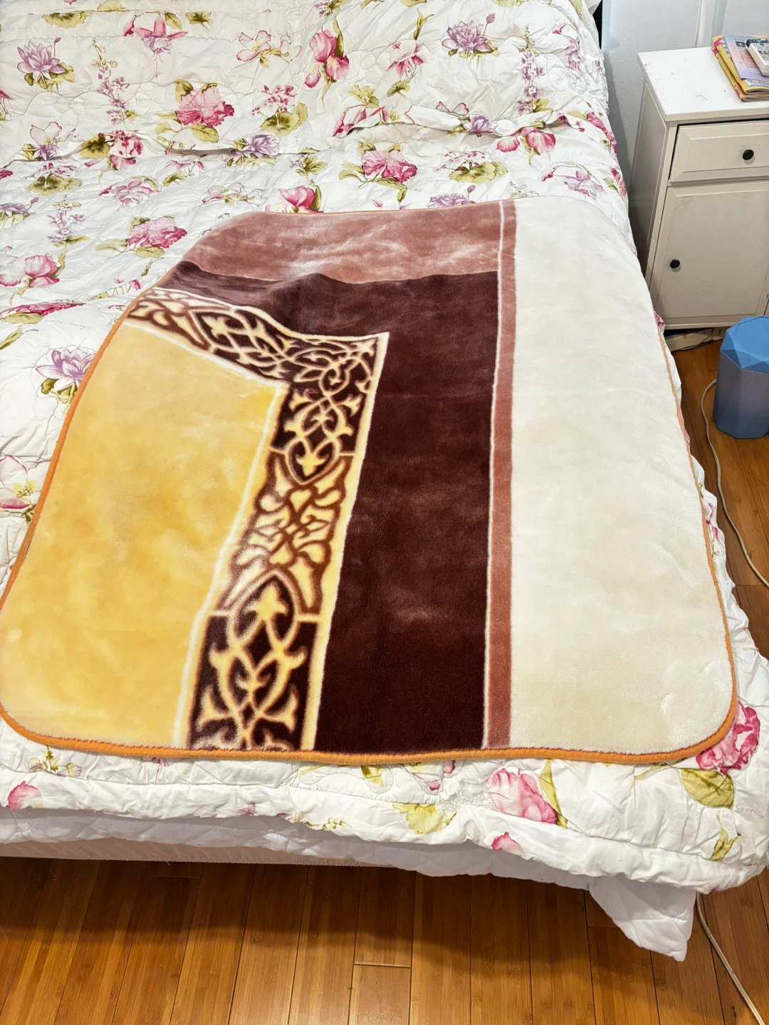 Soft Velour Patterned Blanket