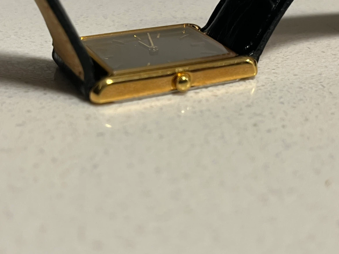Seiko Quartz Tank Watch - photo 4